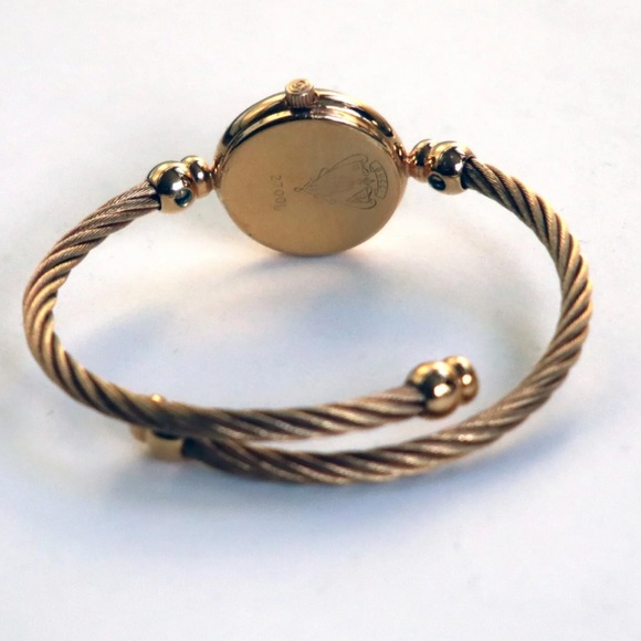 GUCCI Gold Luxury Bangle Bracelet Watch Vintage RARE - Picture 2 of 9